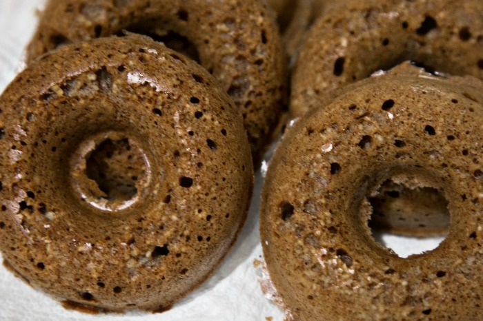 pumpkin spice doughnuts