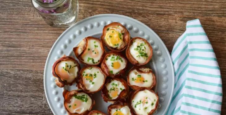 bacon egg cups